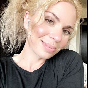 Meet your Posher, Kirstin